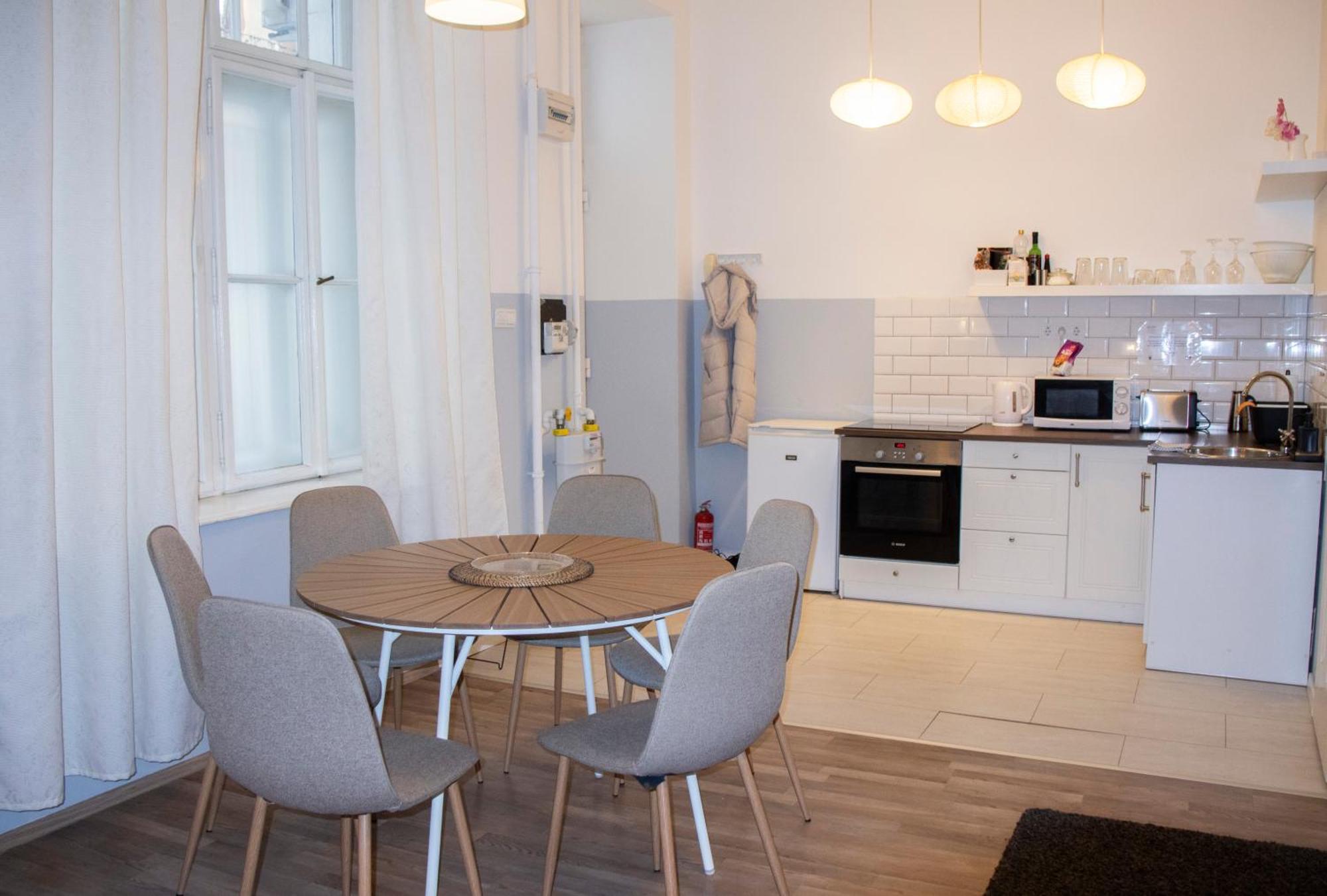 Klau33 Apartment In Party District Budapest Eksteriør billede